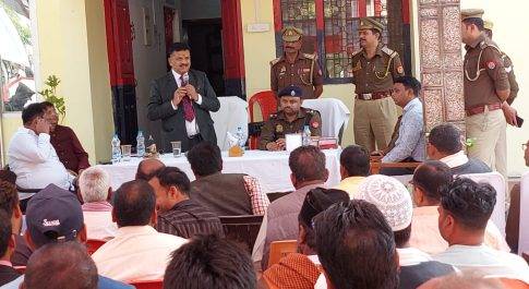 होली के मद्देनजर थानों पर सम्पन्न हुई पीस कमेटी की बैठक