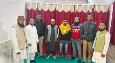 सुहेल खां “मौलाना सिराज मदनी टीम” के सोशल मीडिया इंचार्ज नियुक्त किए गए     हार मालाओं से सुहेल खां का किया गया स्वागत