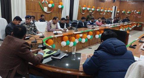 डीएम की अध्यक्षता में जिला गंगा संरक्षण एवं पर्यावरण समिति की बैठक सम्पन्न