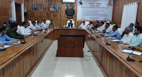 डीएम की अध्यक्षता में सम्पन्न हुई जिला स्वच्छता समिति की बैठक
