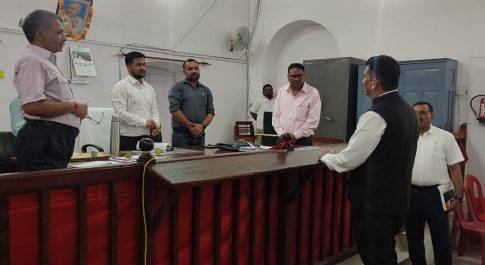 डीएम डॉ. दिनेश चन्द्र ने लिया नामांकन स्थलों का जायज़ा