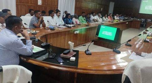 जिलाधिकारी की अध्यक्षता में सम्पन्न हुई फारमार्ट की बैठक