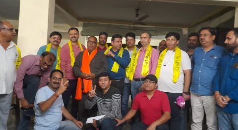 त्यागी भूमिहार समाज” ने वार्ड -61 वसुधंरा में दिया निर्दलीय प्रत्याशी हेमा भट्ट को खुलकर समर्थन