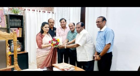 उद्योग व्यापार मंडल प्रतिनिधिमंडल ने नवागत जिलाधिकारी मोनिका रानी से शिष्टाचार मुलाकात की