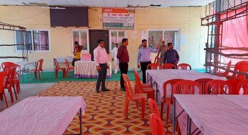 डीएम ने मतगणना स्थलों का किया निरीक्षण  की गयी तैयारियों का लिया जायजा