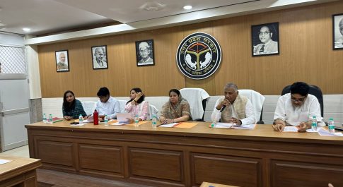 खोड़ा-मकनपुर नगर पालिका परिषद की बैठक में अहम प्रस्तावों पर हुआ विचार