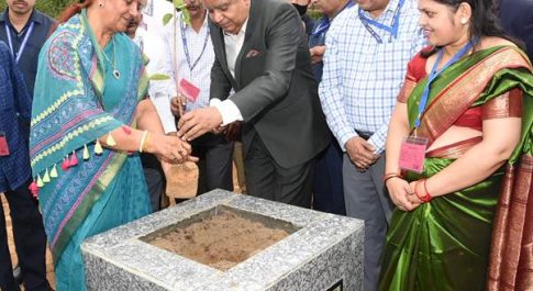 हम भारतीय एकलव्य हैं, कोई सिखाए न सिखाए स्वतः ही सीखते हैं: उपराष्ट्रपति ने भारत में प्रति व्यक्ति डाटा उपयोग का जिक्र किया