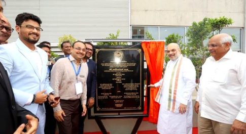 केंद्रीय गृह एवं सहकारिता मंत्री श्री अमित शाह ने आज गुजरात के अहमदाबाद में CREDAI गार्डन-पीपुल्स पार्क का उद्घाटन किया