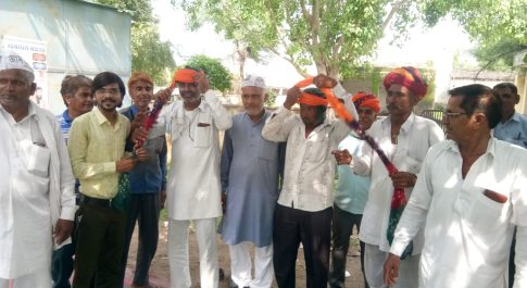 प्रेस नोट आम आदमी पार्टी ने कुमारिया मान्डल विधानसभा मे ब्लोक ईन्चाज भेरूलाल जाट व आप नेता जगदीश जाट ने नेतुत्व मे नुक्कड सभा का आयोजन किया गया