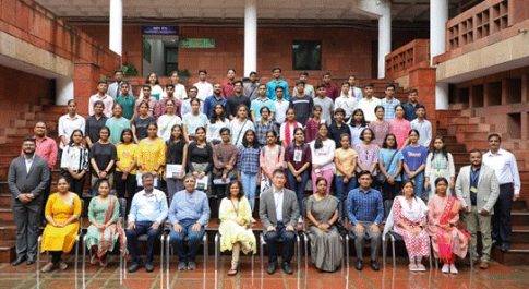 केंद्रीय विद्यालयों और नवोदय विद्यालयों के 63 छात्र और शिक्षक शैक्षिक यात्रा के लिए जापान जा रहे हैं