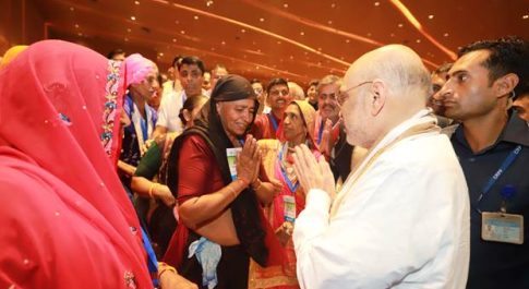 केन्द्रीय गृह एवं सहकारिता मंत्री श्री अमित शाह ने आज नई दिल्ली के प्रगति मैदान में आयोजित नाबार्ड के 42वें स्थापना दिवस समारोह को मुख्य अतिथि के रूप मे संबोधित किया