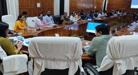 जनपद में तीन चरणों में संचालित होगा सघन मिशन इन्द्रधनुष अभियान