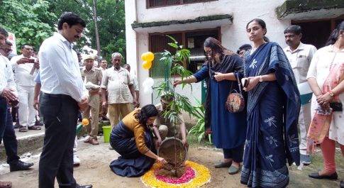 कलेक्ट्रेट परिसर में सबला प्रेरणा कैन्टीन का आयुक्त ने किया उद्घाटन  महिला सशक्तिकरण की पहचान बनी कैन्टीन