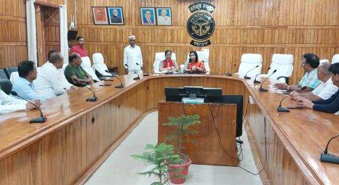 ‘‘हर घर तिरंगा’’ कार्यक्रम की भव्य सफलता के लिए डीएम ने की संचालकों के साथ बैठक ,14 अगस्त को निकाली जाएगी विशाल तिरंगा यात्रा