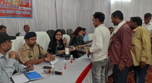 डीएम की अध्यक्षता में तहसील मिहींपुरवा में सम्पन्न हुआ सम्पूर्ण समाधान दिवस