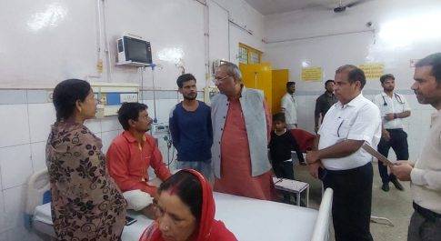 प्रभारी मंत्री ने महर्षि बालार्क चिकित्सालय का किया औचक निरीक्षण