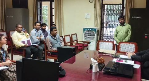 लोक अदालत की सफलता के लिए बैंक प्रतिनिधियों के साथ बैठक सम्पन्न