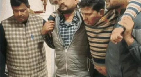 पुलिस मुठभेड़ में तीन पशु तस्कर गिरफ्तार