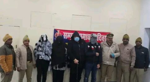 सोनौली बार्डर पर जांच एजेंसी द्वारा धरें गये 6 ईरानी नागरिक गिरफ्तार
