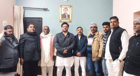 लोकसभा चुनाव को लेकर अपने नेताओं और कार्यकर्ताओं के साथ पूर्व कैविनेट मन्त्री ने किया मंथन