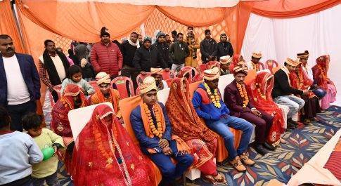 मुख्यमंत्री सामूहिक विवाह कार्यक्रम में एक दूजे के हुए 347 जोड़े