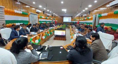 डीएम की अध्यक्षता में सम्पन्न हुई जिला स्वास्थ्य समिति की बैठक