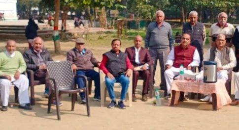 सर्वसम्मति से “इंदिरापुरम सीनियर सिटीजन एसोसिएशन” का गठन