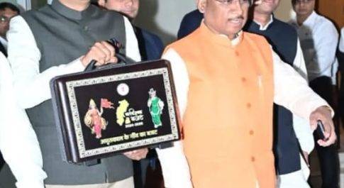 छत्तीसगढ़ : अर्थव्यवस्था वेंटिलेटर पर और जनता ‘राम नाम सत’