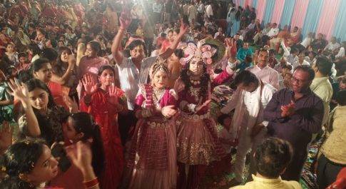 श्री फलौदी महिला मण्डल ने फूलों की होली खेल मनाया फागोत्सव