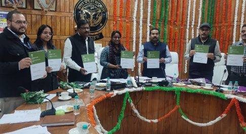 सीडीओ की अध्यक्षता में सम्पन्न हुई बैंकों के सलाहार समिति की बैठक