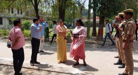 डीएम ने प्रशिक्षण स्थल केडीसी का किया निरीक्षण