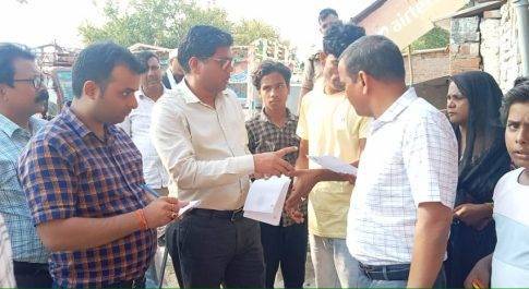 मतदाता पर्ची वितरण कार्य में शिथिलता पर बीएलओ से मांगा गया स्पष्टीकरण