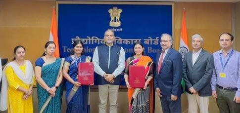 विज्ञान एवं प्रौद्योगिकी विभाग (डीएसटी) के अंतर्गत काम करने वाले प्रौद्योगिकी विकास बोर्ड (टीडीबी) ने सतत चुंबक उत्पादन के लिए हैदराबाद स्थित मेसर्स मिडवेस्ट एडवांस्ड मैटेरियल्स प्राइवेट लिमिटेड को वित्त पोषण की मंजूरी दी