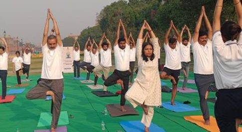 उपभोक्ता मामले विभाग ने कर्तव्य पथ पर अंतर्राष्ट्रीय योग दिवस-2024 के लिए काउंटडाउन कार्यक्रम का आयोजन किया