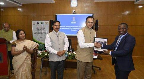 राष्ट्रीय सुशासन केंद्र ने नई दिल्ली में तंजानिया के लोक निर्माण अधिकारियों के लिए परियोजना और जोखिम प्रबंधन पर दो सप्ताह के क्षमता निर्माण कार्यक्रम को सफलतापूर्वक पूरा किया