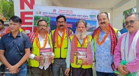गर्मी से बेहाल चलो रारा ताल अभियान का शुभारंभ, पर्यटन स्थल का अवलोकन करने भारतीय पत्रकारों का दल हुआ रवाना
