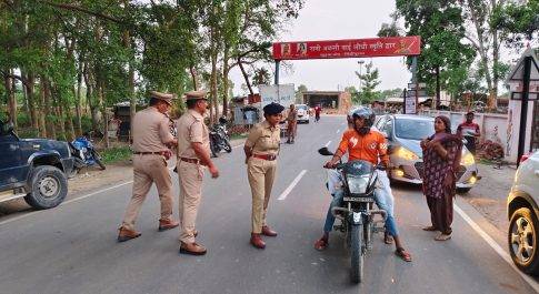 सिओ के नेतृत्व में मोतीपुर पुलिस ने चलाया वाहन जांच के साथ जागरूकता अभियान