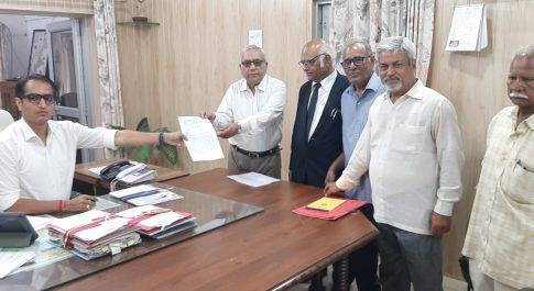 दलितों के साथ हो रहे सामाजिक भेदभाव पर रोक लगाने की मांग