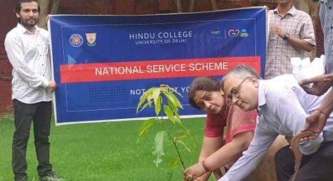 मां और प्रकृति से ही मानव अस्तित्व : प्रो अंजू श्रीवास्तव