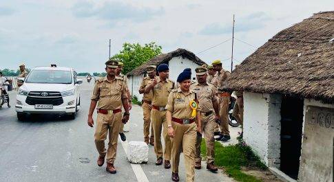 पुलिस अधीक्षक महोदय द्वारा किया गया जालिमनगर चौकी का आकस्मिक निरीक्षण व थाना मोतीपुर के बाढ़ प्रभावित क्षेत्र का जायजा लिया गया