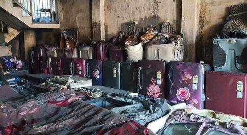 मिहींपुरवा बाजार में इलेक्ट्रॉनिक दुकान में लगी आग