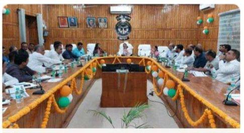डीएम की अध्यक्षता में जिला स्वास्थ्य समिति की बैठक सम्पन्न