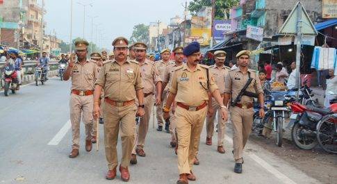 पैदल गस्त कर दिलाया सुरक्षा का एहसास