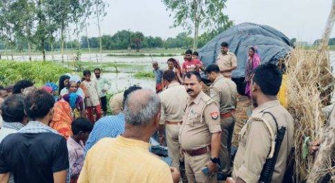वन महोत्सव के अंतर्गत अब्दुल्लागंज वन रेंज ने किए पौधे रोपित