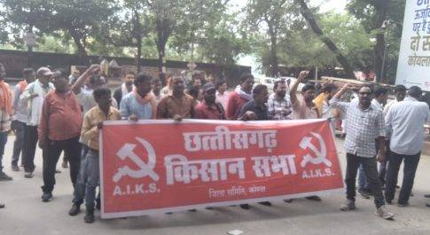 लंबित प्रकरणों में रोजगार देने की मांग : भूविस्थापितों ने एसईसीएल मुख्यालय, बिलासपुर किया घेराव, 23 अगस्त को करेंगे कुसमुंडा और गेवरा खदान बंद