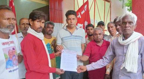 कारपोरेट घरानों के लिए काम कर रही है बीजेपी सरकार
