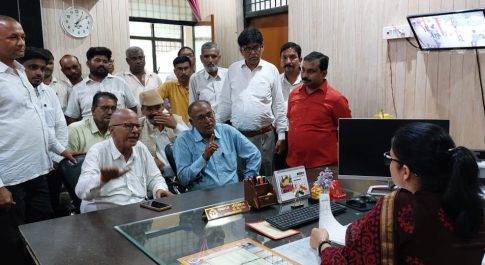 तहसील कैसरगंज का डीएम ने किया निरीक्षण, वादों के निस्तारण का जाना हाल