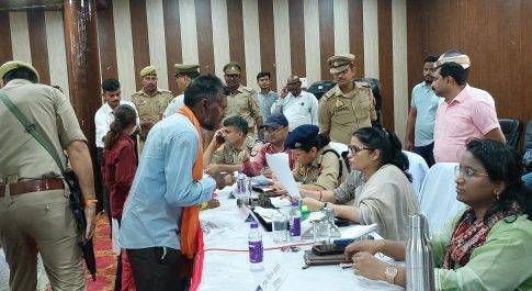 तहसील मोतीपुर में डीएम की अध्यक्षता में सम्पन्न हुआ सम्पूर्ण समाधान दिवस
