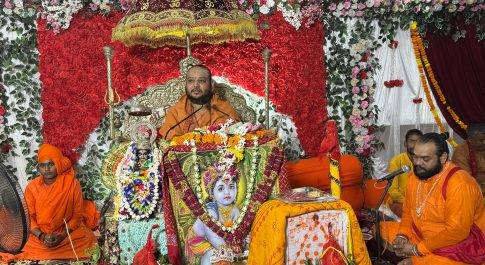 श्रीमद् भागवत कथा में कृष्ण जन्म पर झूम उठे श्रद्धालु