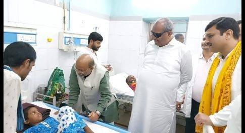 प्रभारी मंत्री ने चिकित्सालय पहुंच कर घायलों का जाना कुशलक्षेम